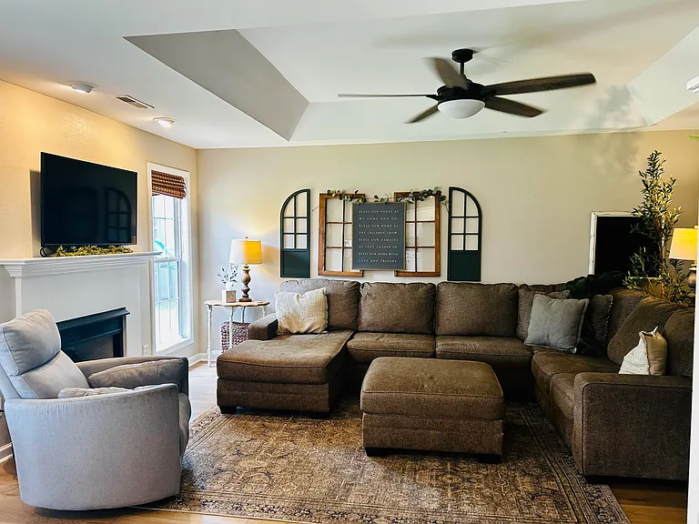 317 Lincoln Ave — Photo 4