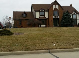 2475 Brook Haven Ln, Hinckley, OH 44233