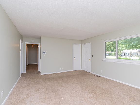5th image of 3914 Forest Highland Dr