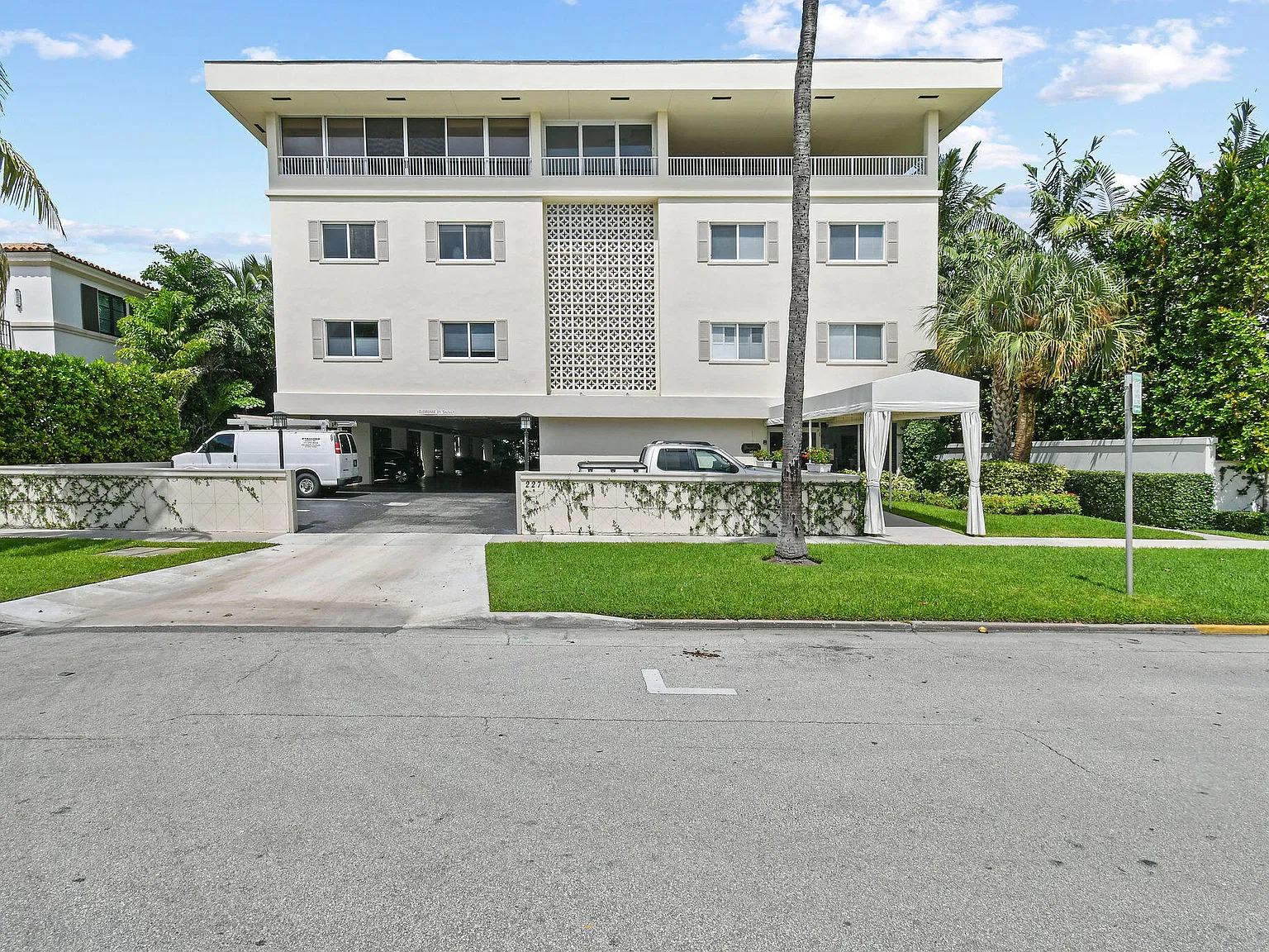 1 bed, 1.0 bath, 643 sqft, $7,500 — Photo 2