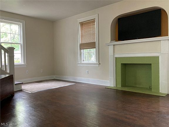 5th image of 428 Palm Ave