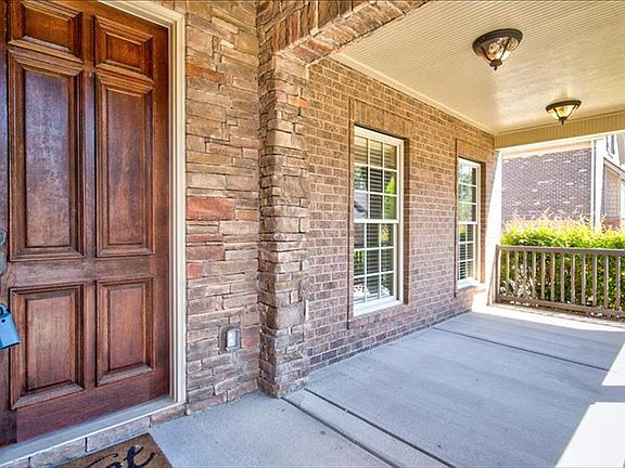 4th image of 16616 Doves Canyon Ln