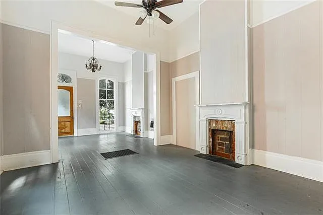 513 Mandeville St — Photo 3