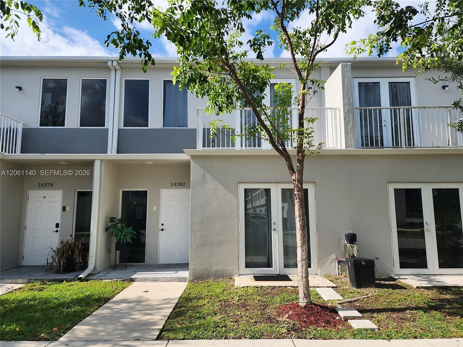 Magnolia Landing — Photo 1