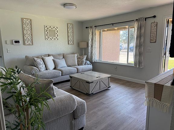 4th image of 1074 Raymond Road