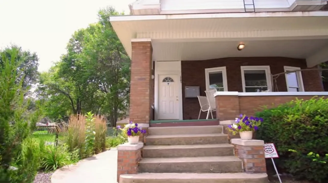 1708 W Fredonia Ave — Photo 1
