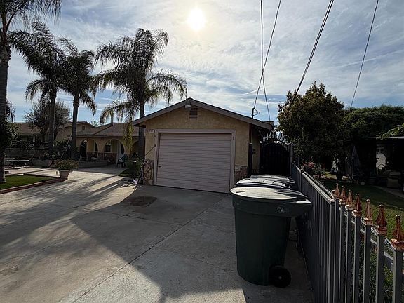 3rd image of 8767 S Rodriguez Ave