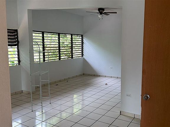 4th image of #110 Calle Sierra Morena URB. MIRADERO HILLS