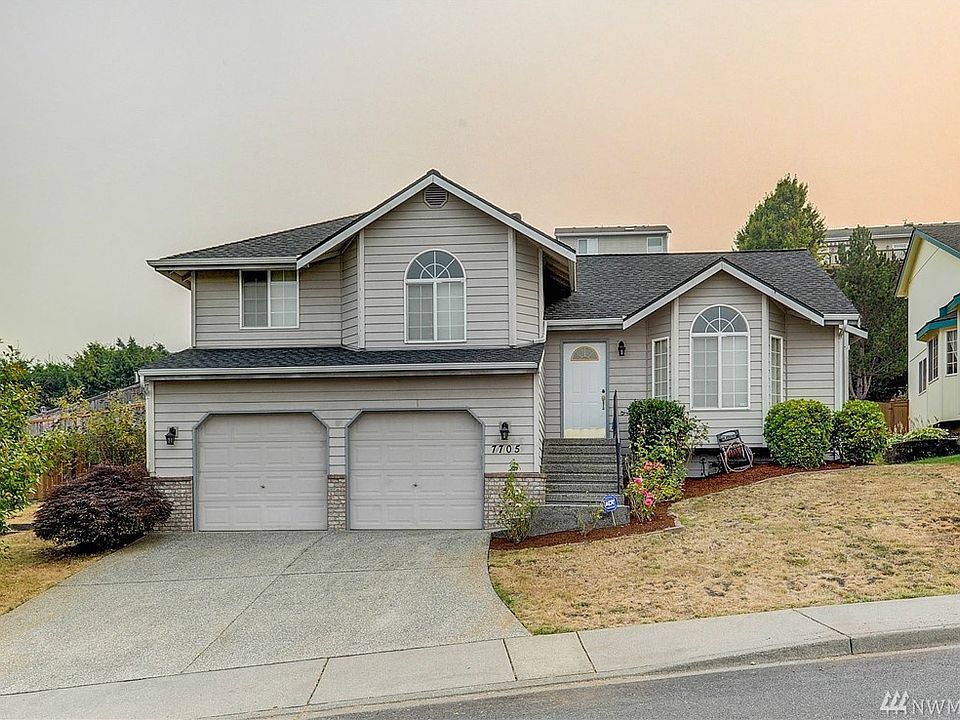 1st image of 7705 81st Pl NE