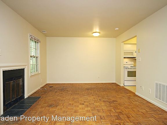 3rd image of 503 Moseley Dr #A