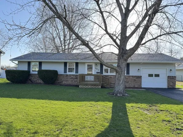 402 S Stockdale Ln, Abingdon, IL 61410