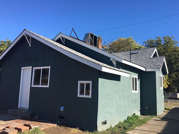 4th image of 939 S Golden Gate Ave