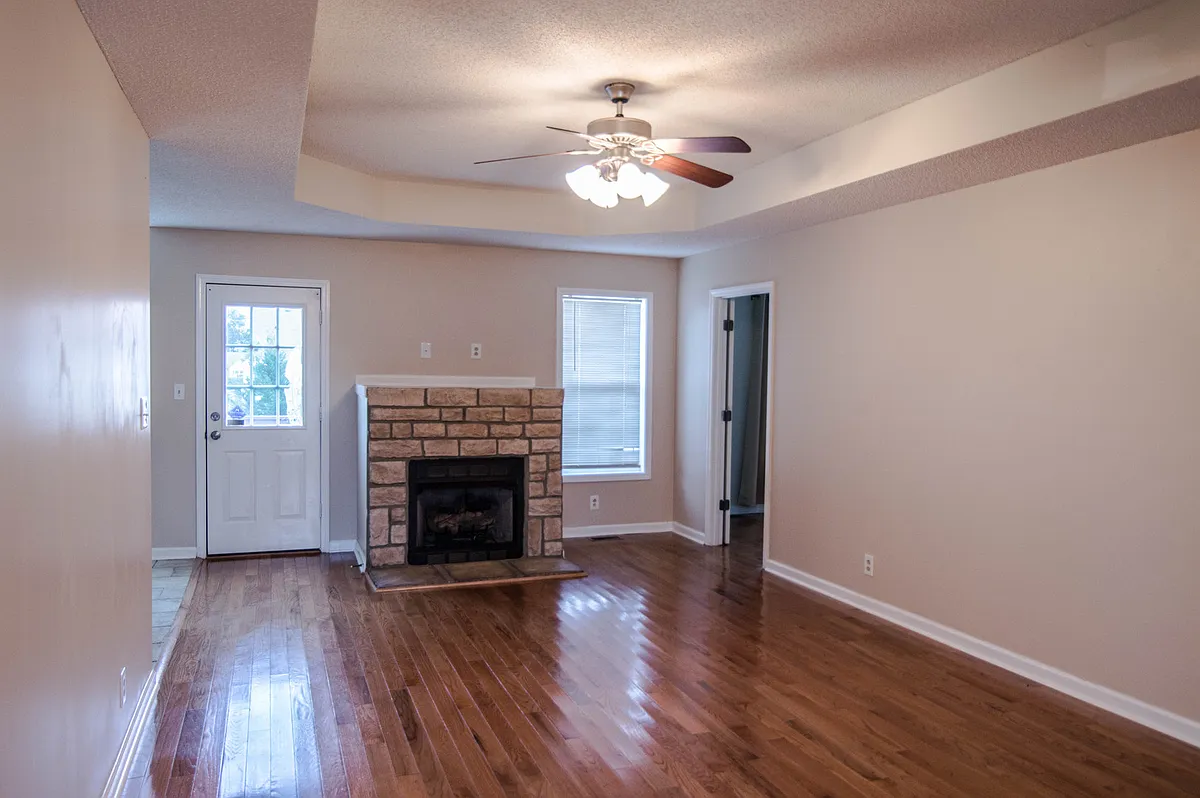 Building Photo - 3669 S Naples Ct