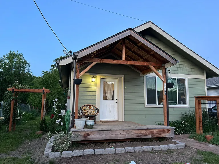 24703 Territorial Hwy — Photo 1