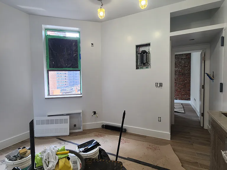 235 E 24th St #6C — Photo 10