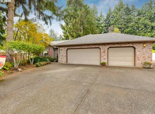 14375 SE Morning Sun Ct, Clackamas, OR 97015