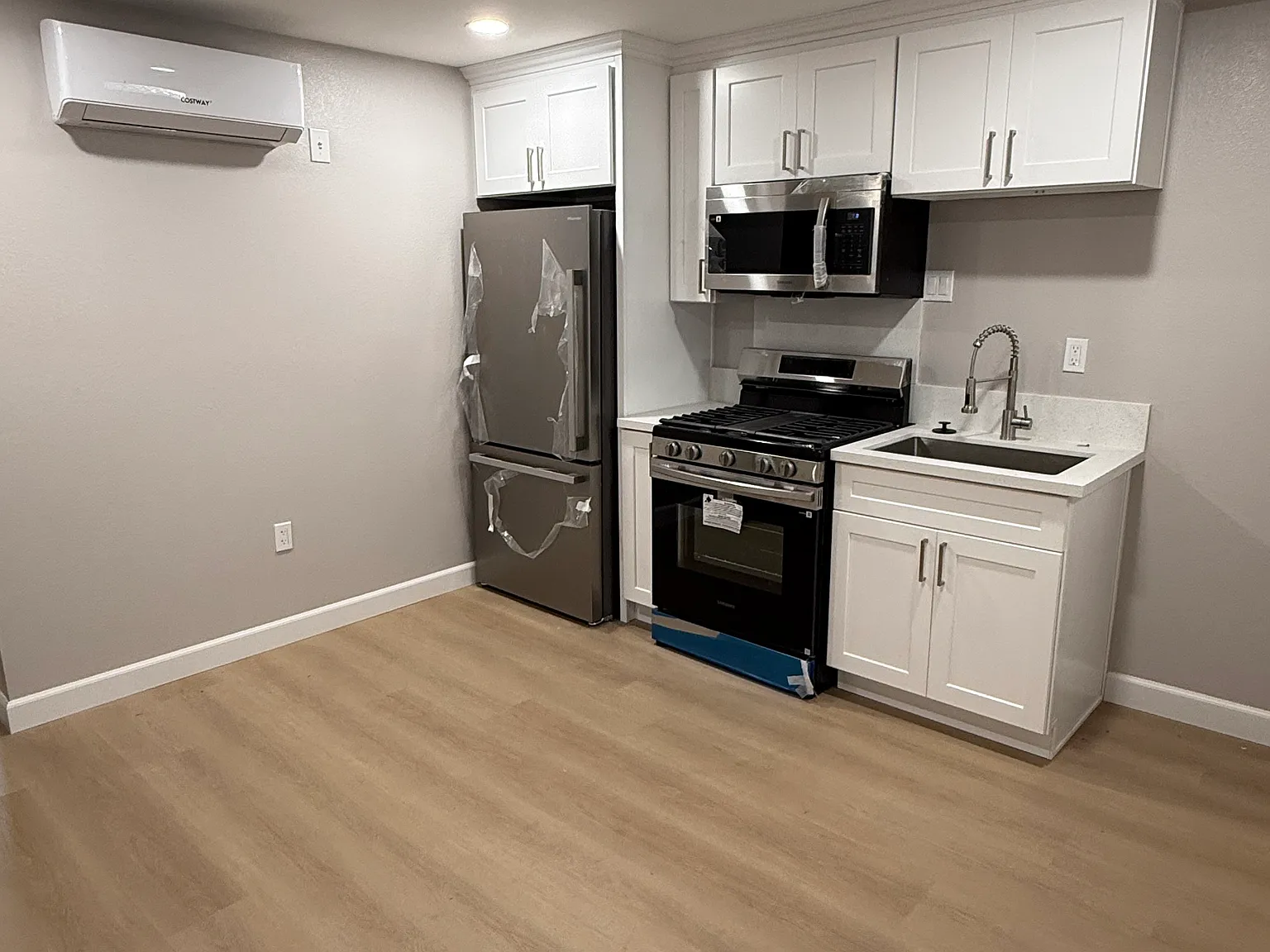 2 bed, 500 sqft, $2,600 — Photo 4