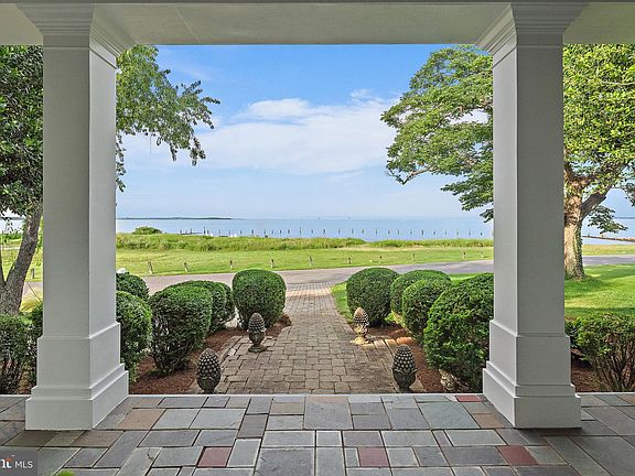 2nd image of 90 River Dr