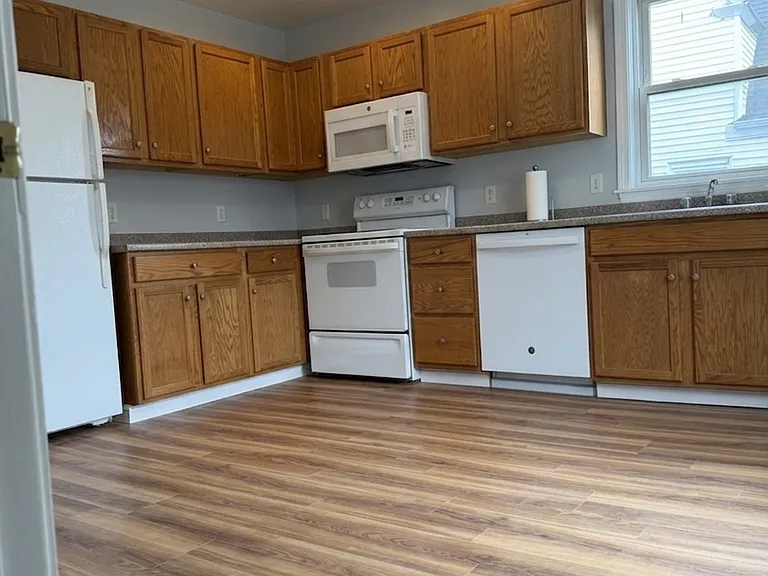374 River St #1 — Photo 9