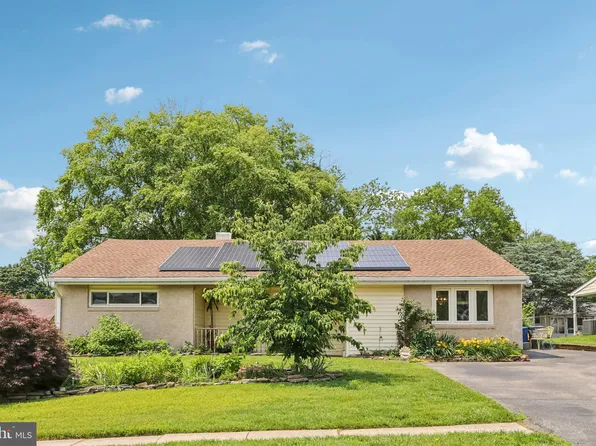19 Kormar Rd, Plymouth Meeting, PA 19462