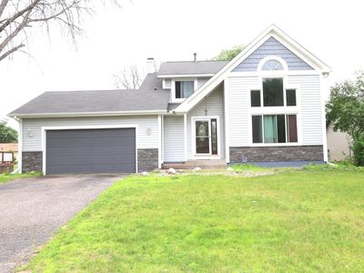 8900 Loch Lomond Blvd, Minneapolis, MN, 55443