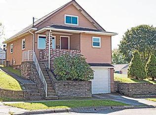 426 Ridge Ave, Springdale, PA 15144