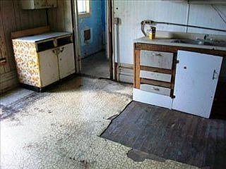 4th image of 309 N Jefferson St