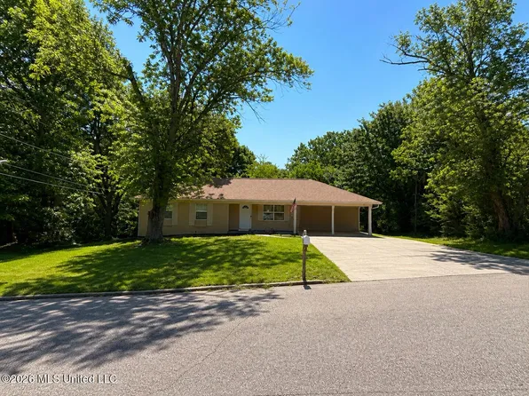 1436 Pontotoc St, Hernando, MS 38632