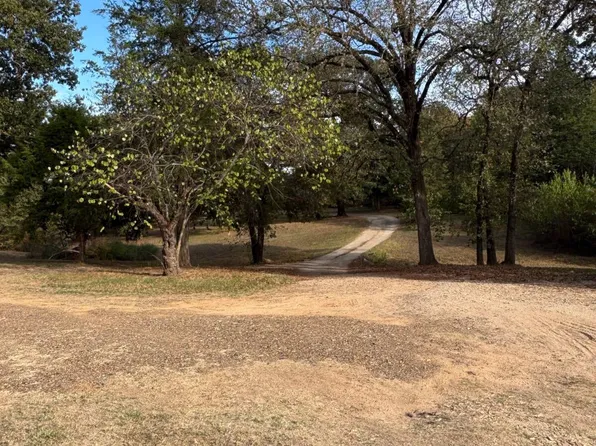 373 Cardinal Ln, Valliant, OK 74764