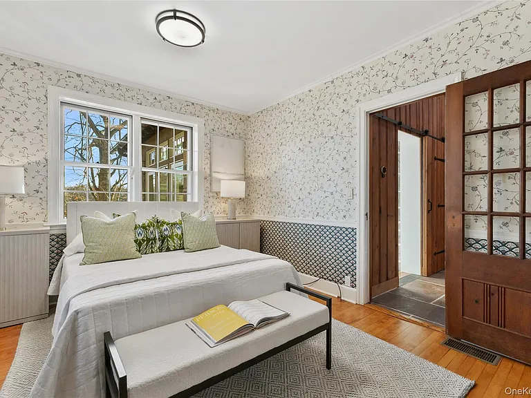 50 Cove Rd — Photo 18
