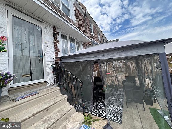 3rd image of 4414 Loring St