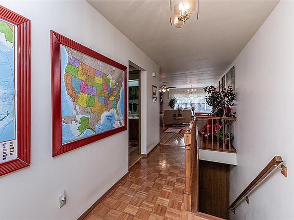 3rd image of 16062 Rose Wreath Ln