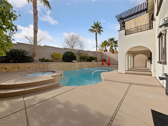 3rd image of 12253 Bluebird Canyon Pl