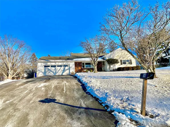 14 Rdean Place, Middletown, NY 10940
