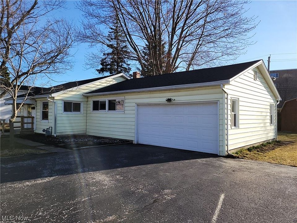 1st image of 134 Parkway Dr