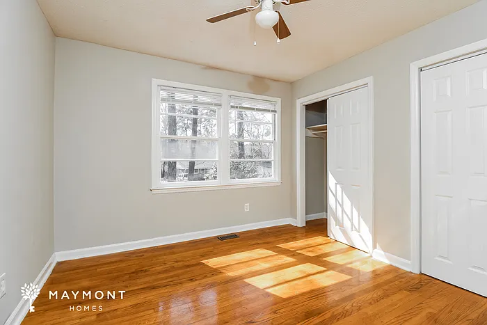 4248 Donavan Dr — Photo 12