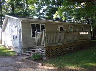 N10791 School Rd, Clintonville, WI 54929