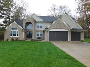 22097 Beech Rd, Southfield, MI 48033