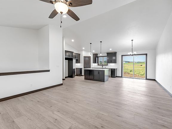 5th image of 3735 Harolds Way