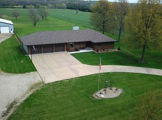 4828 NW Button Rd, Topeka, KS 66618