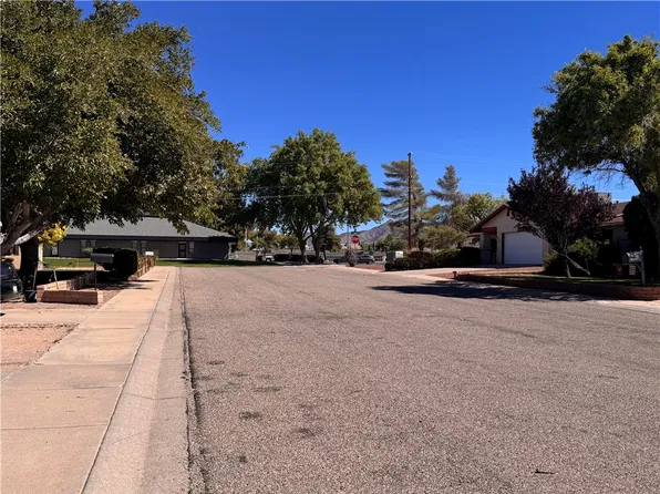 2833 Georgia Avenue, Kingman, AZ 86401