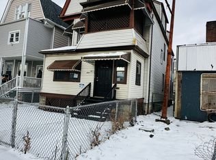 40 Park Ave FL 1ST, East Orange, NJ 07017