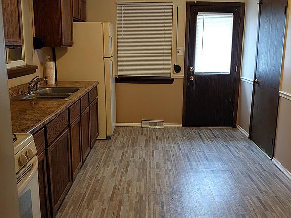 2nd image of 267 Bensley Ave