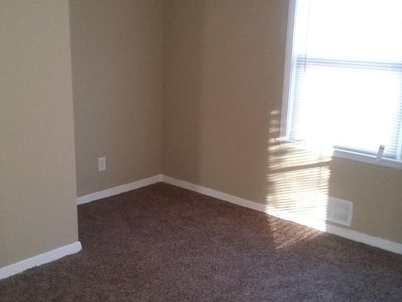 3rd image of 6228 College Ave