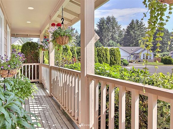 Covered front porch, really nice no matter the weather. 