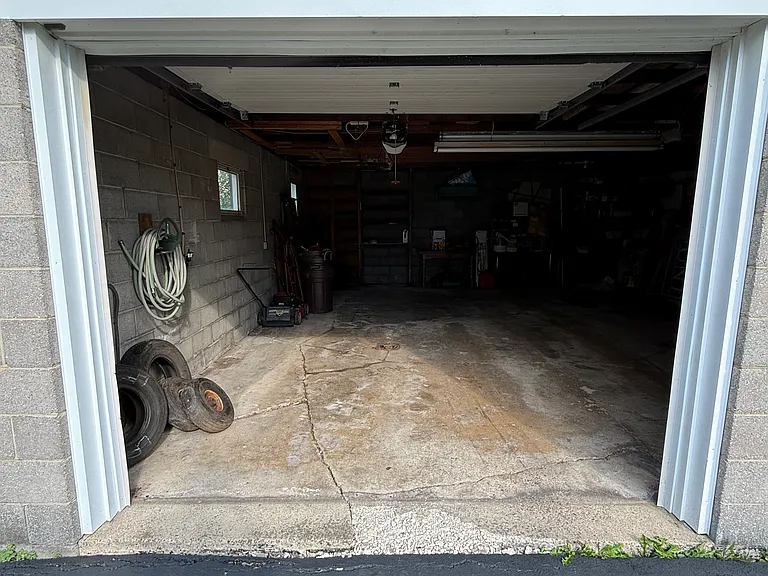 2718 Bedford St #2 — Photo 4