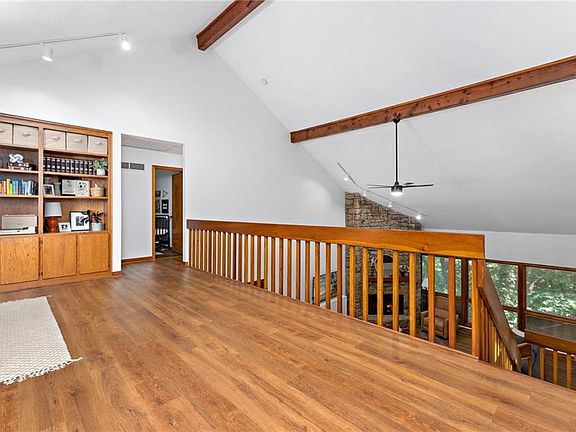 5th image of 6749 Vahalla Ct