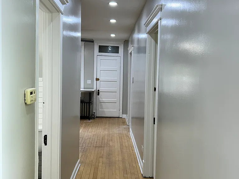 3639 W Wolfram St #1 — Photo 4