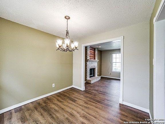 5th image of 7339 Walla Walla Dr