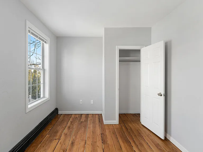 132-134 DePasquale Avenue — Photo 12
